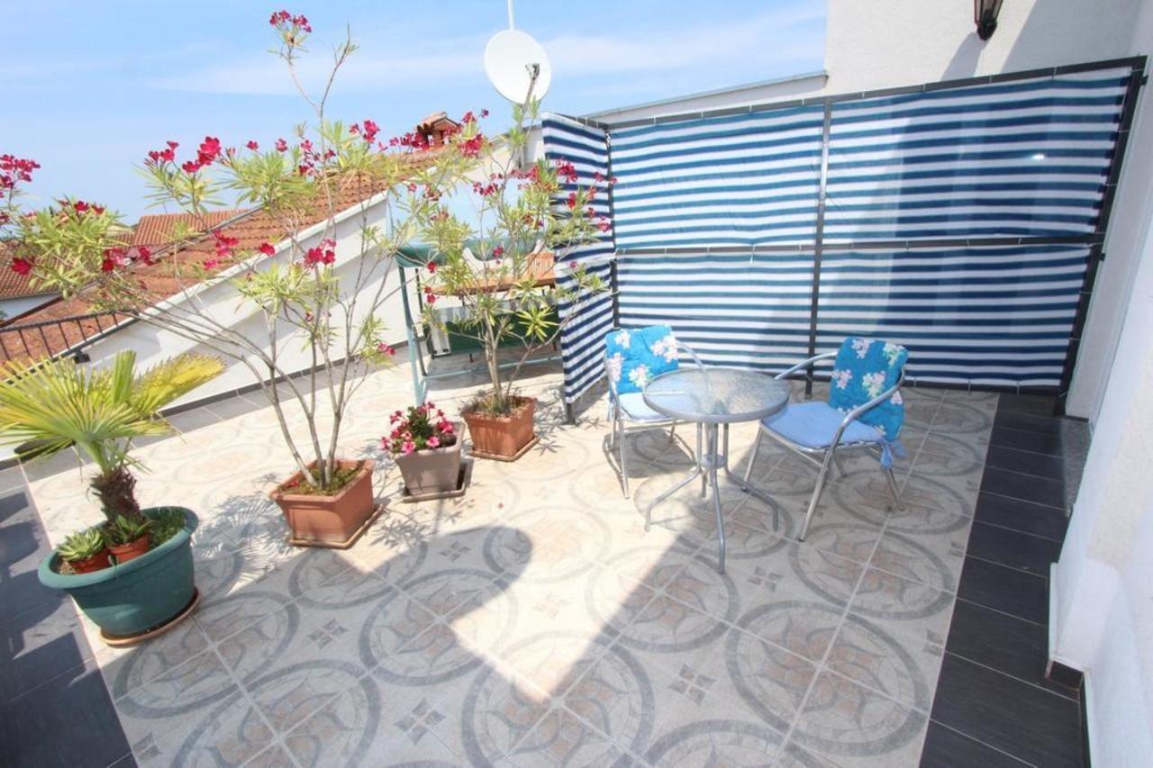 Rooms And Apartments Sally Ρόβινι Εξωτερικό φωτογραφία