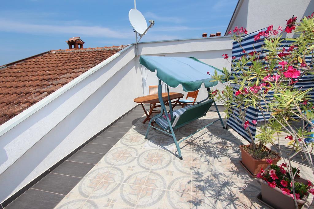 Rooms And Apartments Sally Ρόβινι Εξωτερικό φωτογραφία