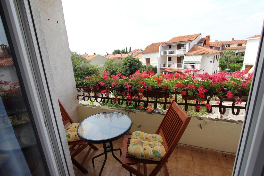 Rooms And Apartments Sally Ρόβινι Δωμάτιο φωτογραφία