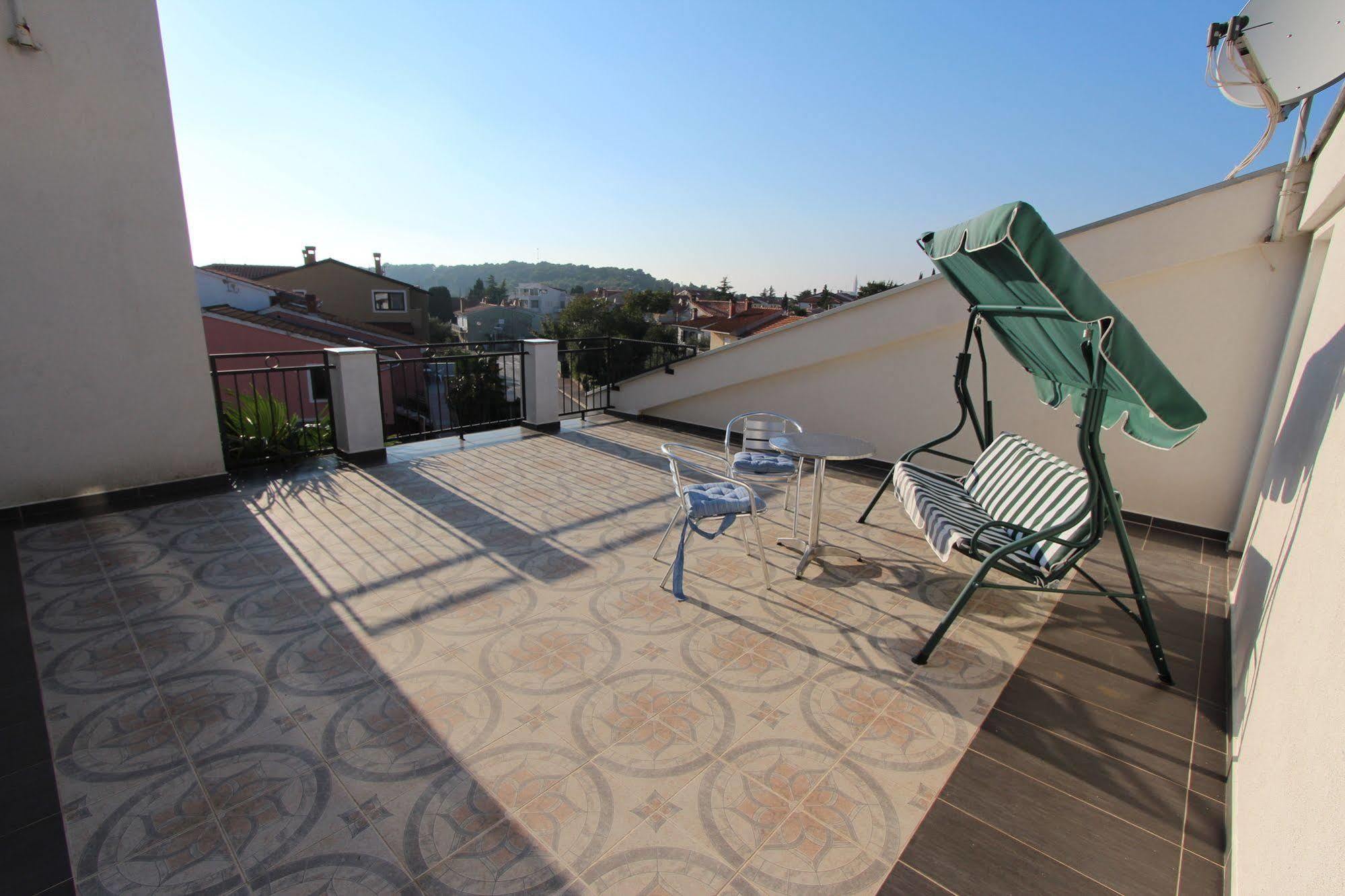 Rooms And Apartments Sally Ρόβινι Εξωτερικό φωτογραφία