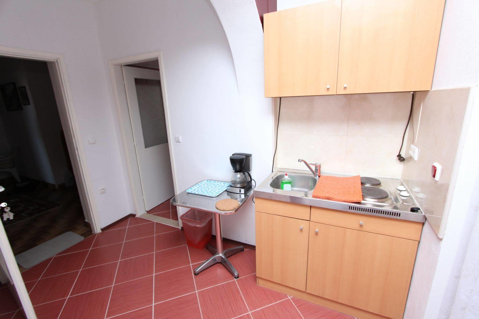 Rooms And Apartments Sally Ρόβινι Εξωτερικό φωτογραφία